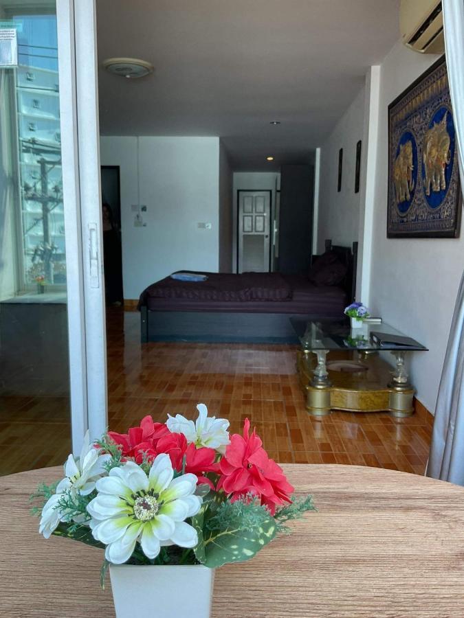 Zappa Guesthouse Pattaya Luaran gambar