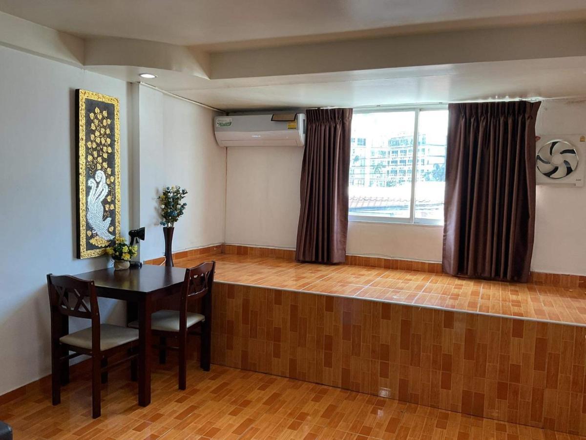 Zappa Guesthouse Pattaya Luaran gambar