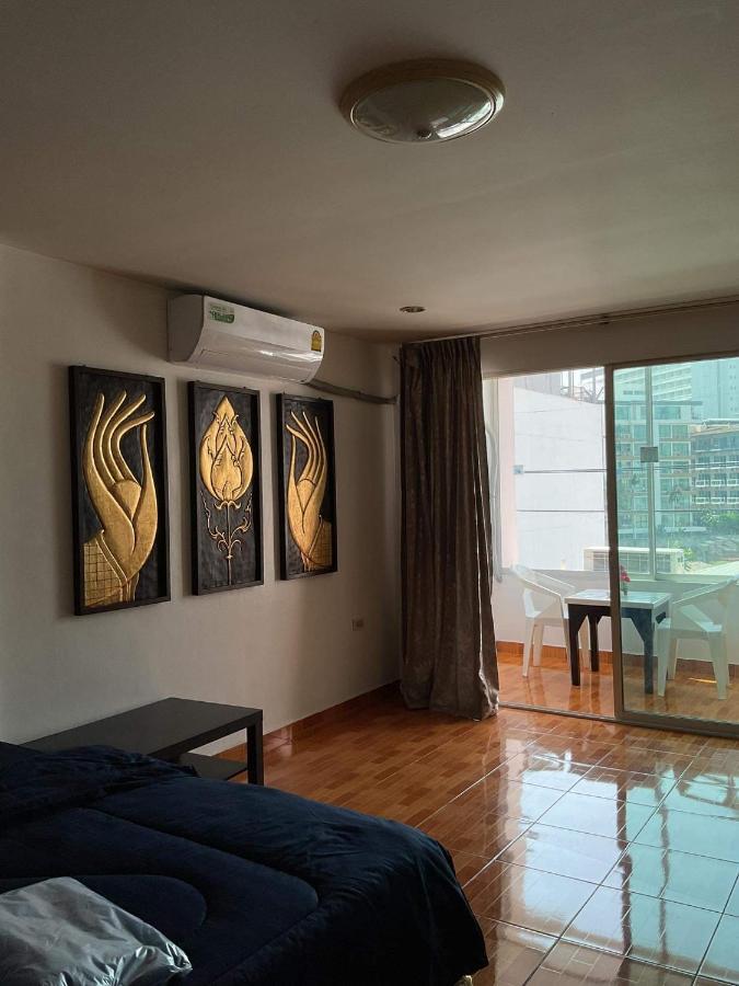 Zappa Guesthouse Pattaya Luaran gambar